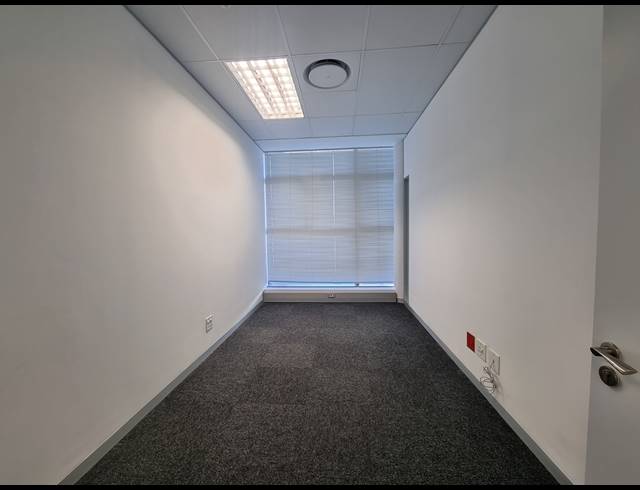 105M² OFFICE RENTED IN CENTURY CITY